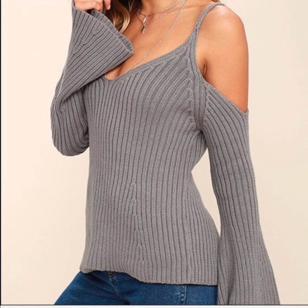 Lulu’s Gray off shoulder sweater